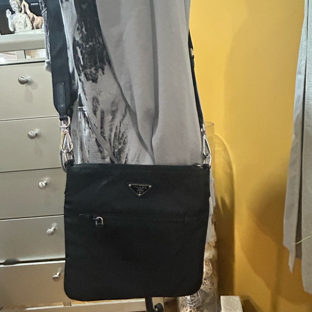 Prada Messenger Bag with Adjustable Strap! - Picture 4 of 13